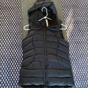 Lululemon black vest size 8